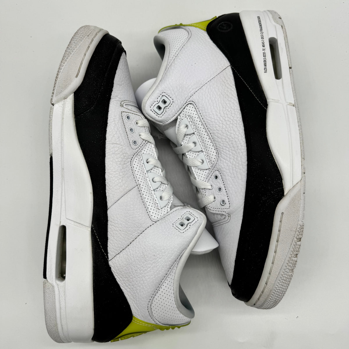 Jordan 3 Fragment