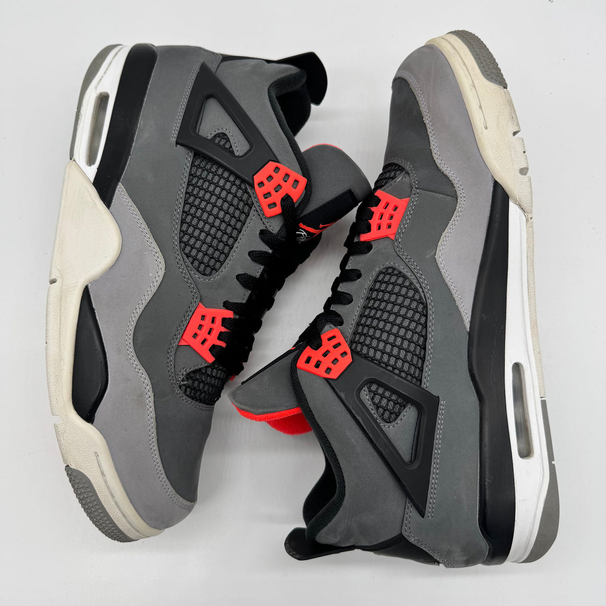 Jordan 4 Infrared