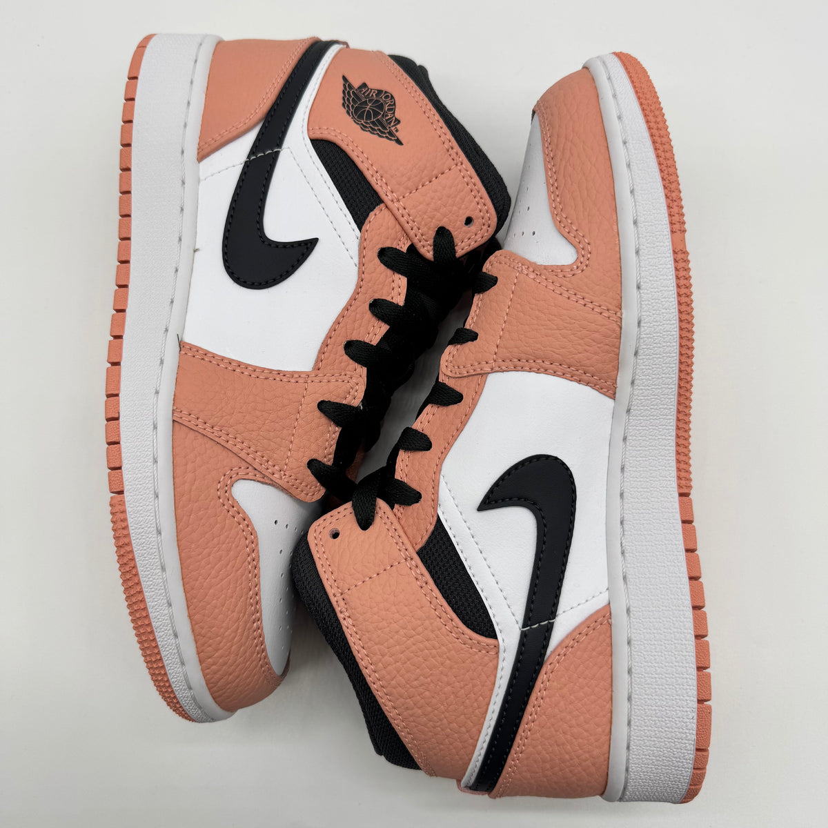 Jordan 1 Mid Pink Quartz (GS)
