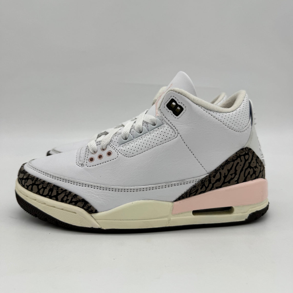 Jordan 3 Neapolitan Dark Mocha