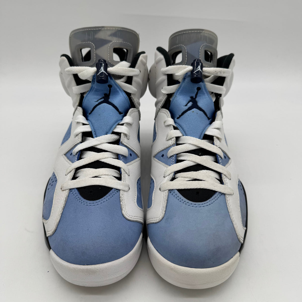 Jordan 6 UNC White