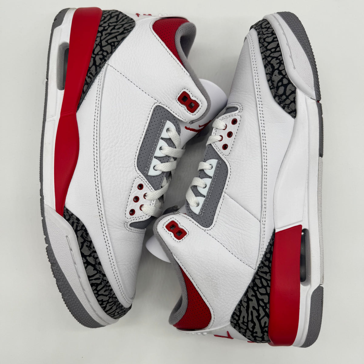 Jordan 3 Fire Red (2022)