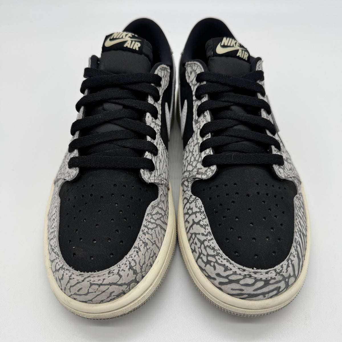 Jordan 1 Low Black Cement