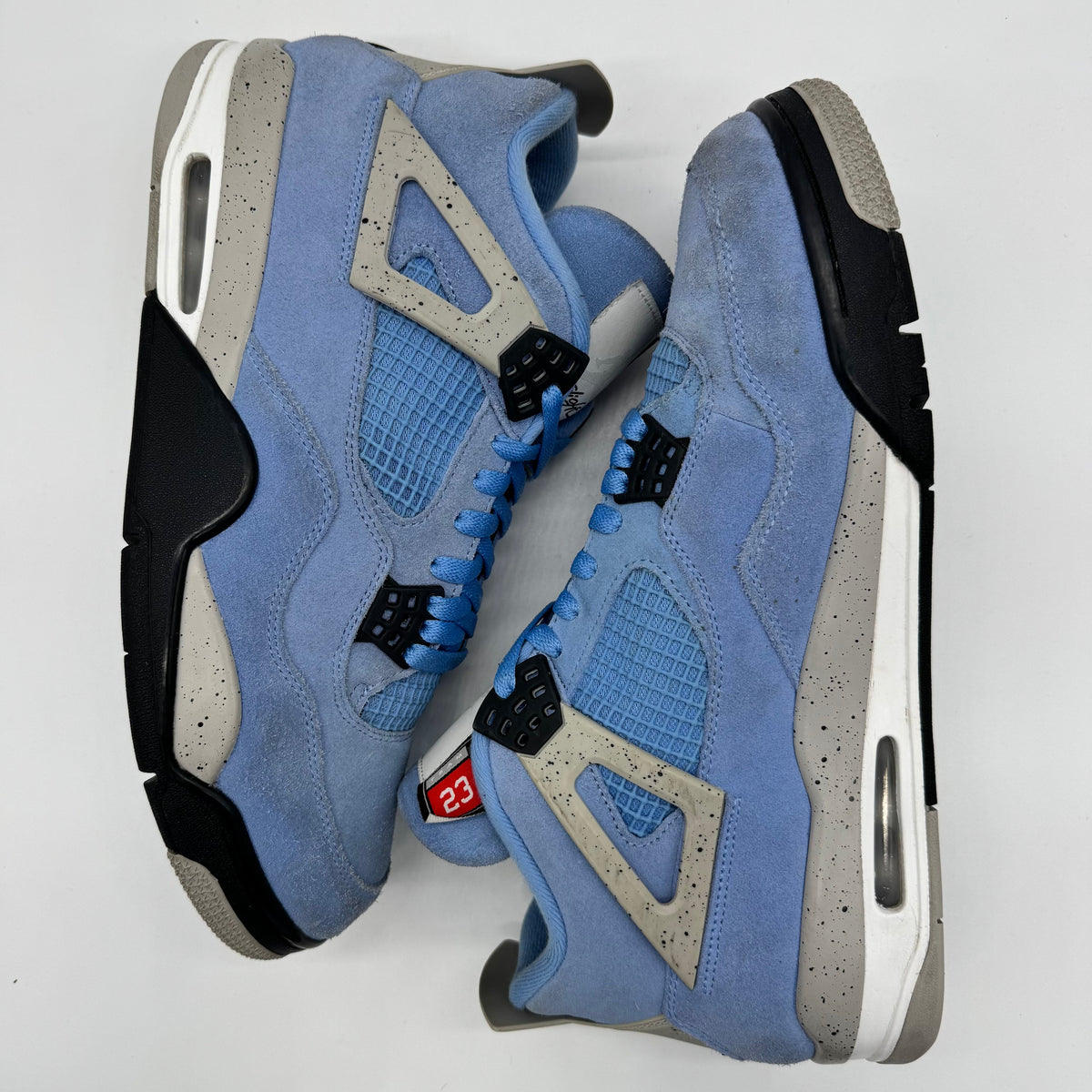 Jordan 4 Univeristy Blue
