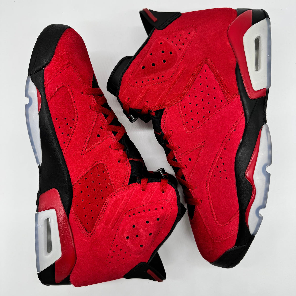 Jordan 6 Toro Bravo