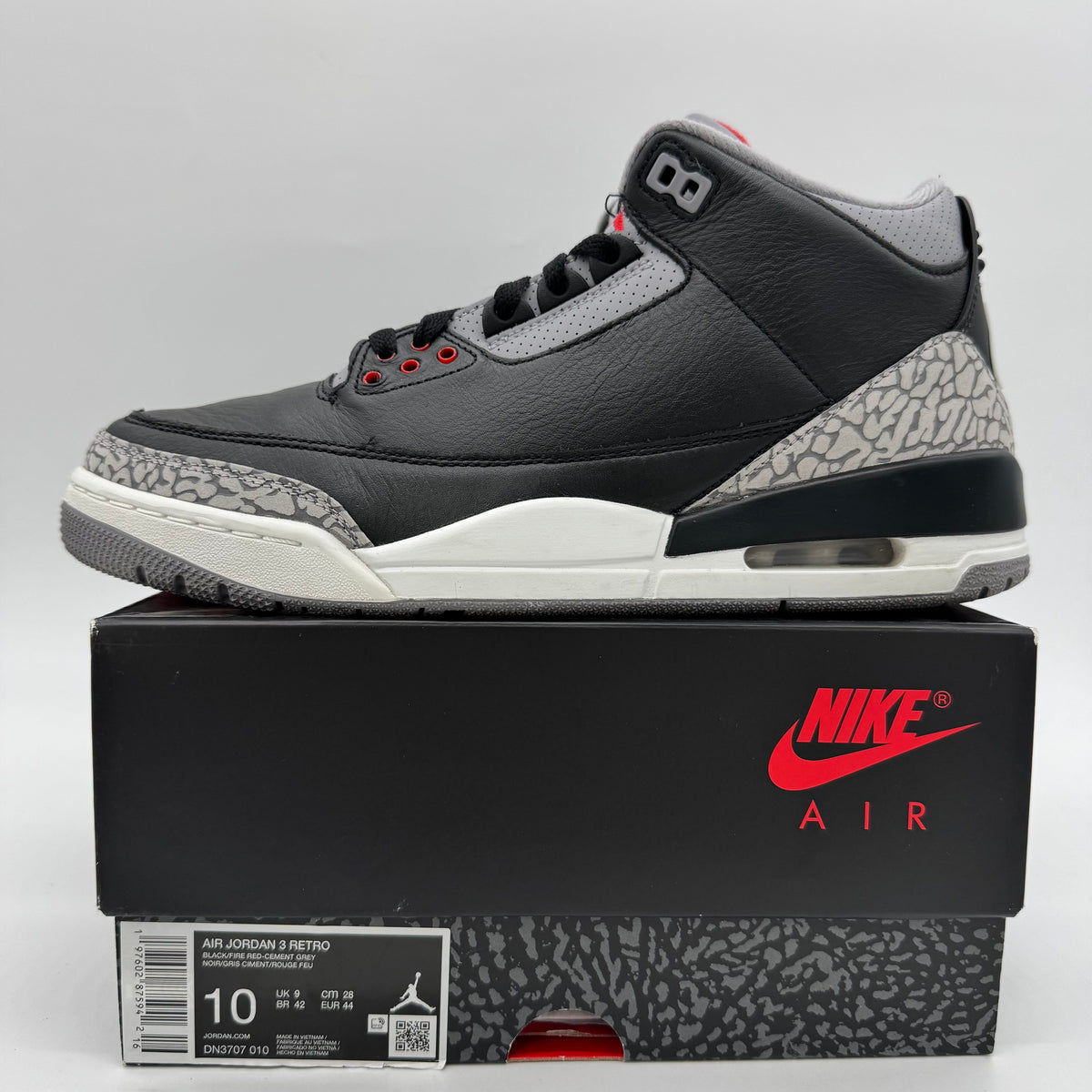 Jordan 3 OG Black Cement (2024)