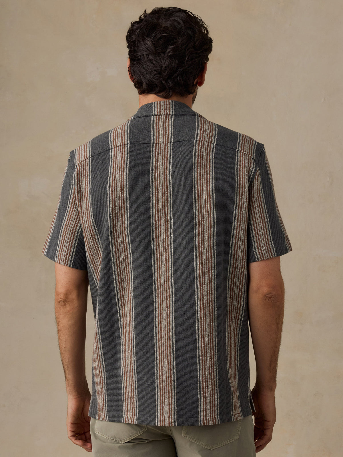 Short-Sleeve Oasis Camp Shirt - Charcoal Rust Stripe