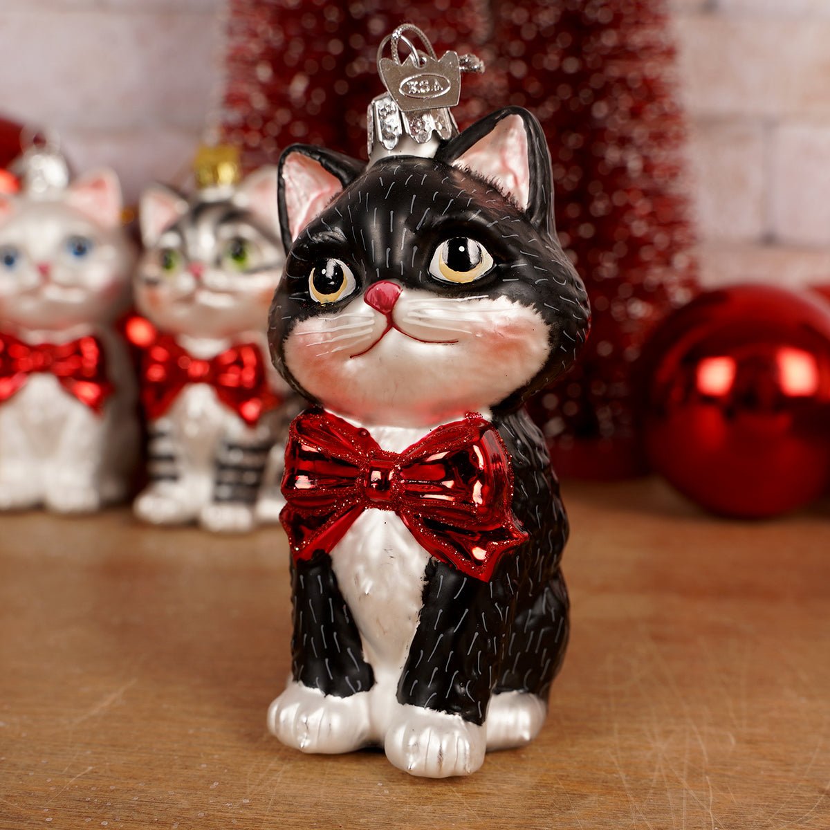 NG Cat With Bow Ornament