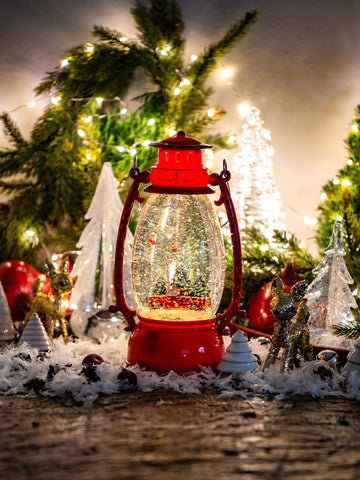 Retro Holiday Lantern Red