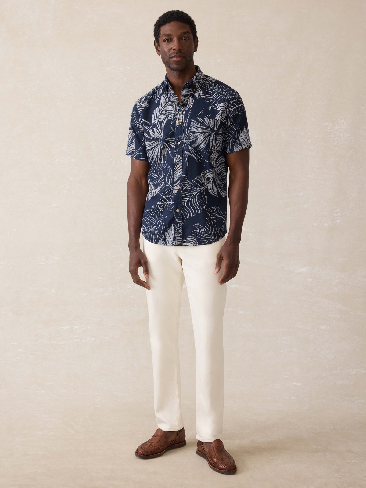 Short-Sleeve Breeze Shirt - Navy Perro Tropical