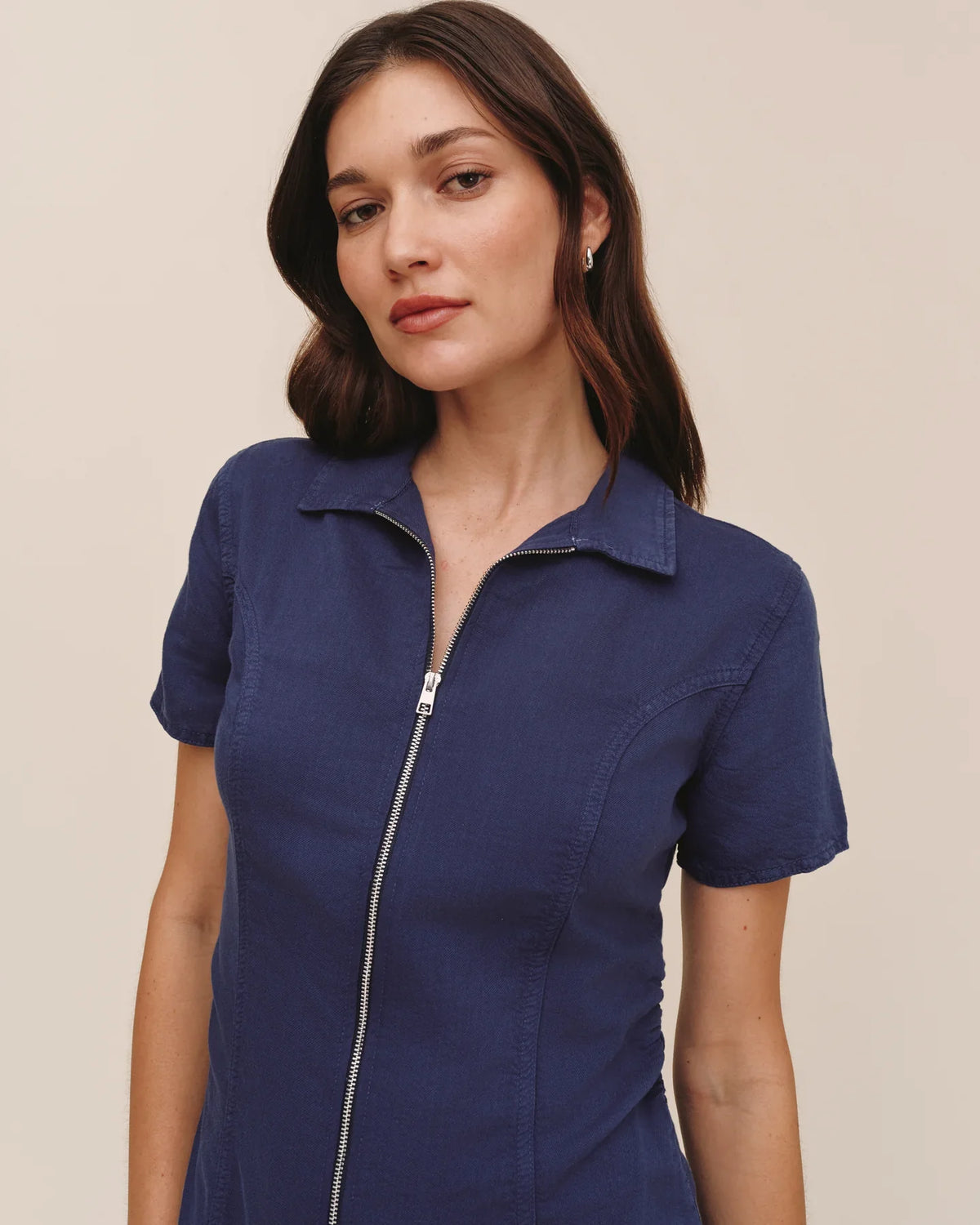 SHORT SLEEVE ZIP FRONT DRESS