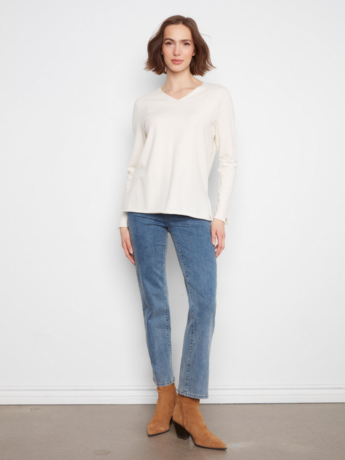 Basic V-Neck Sweater - Ecru
