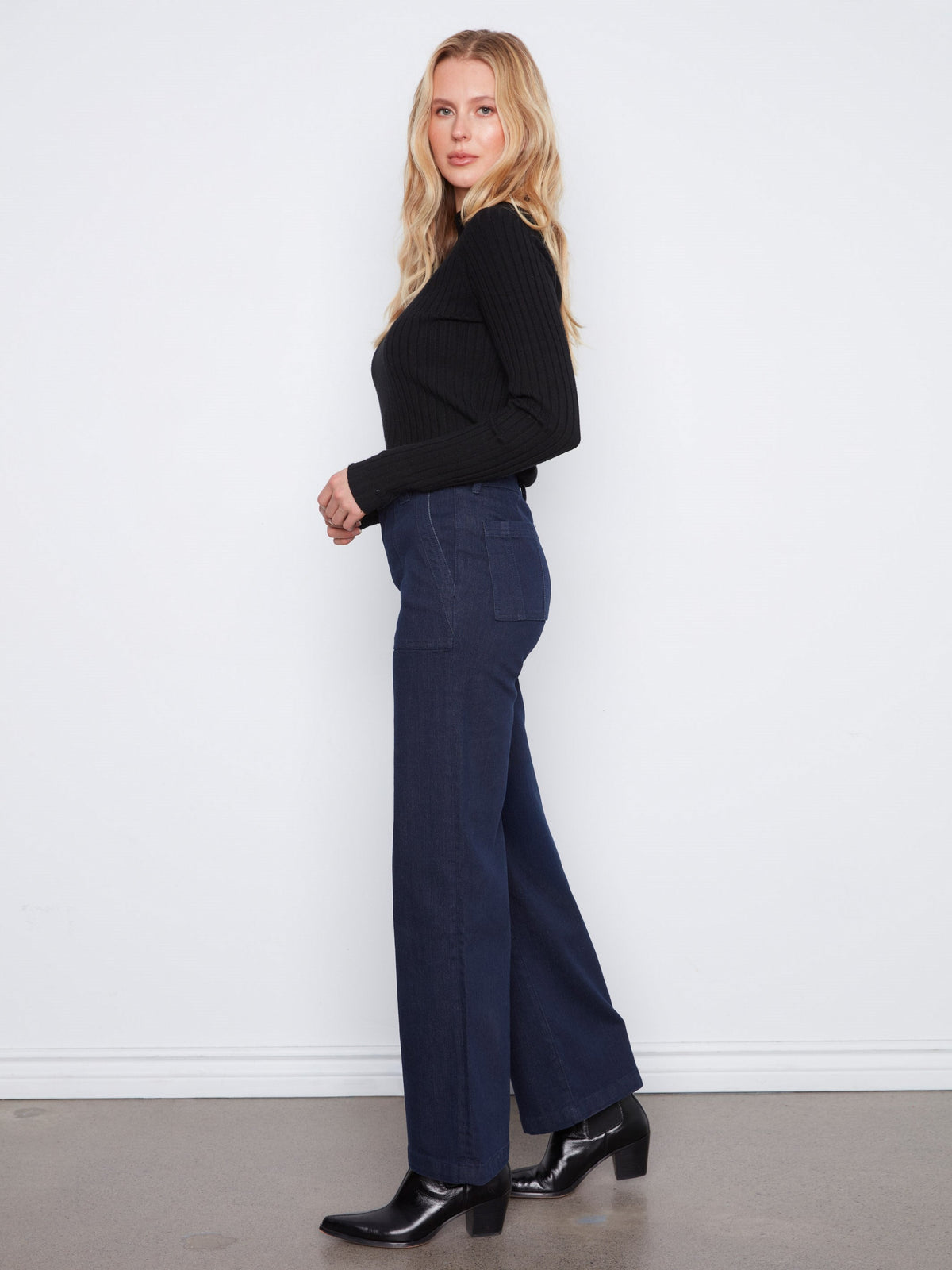 Patch Pocket Wide Leg Jeans With Double Button Waistband - Blue Black