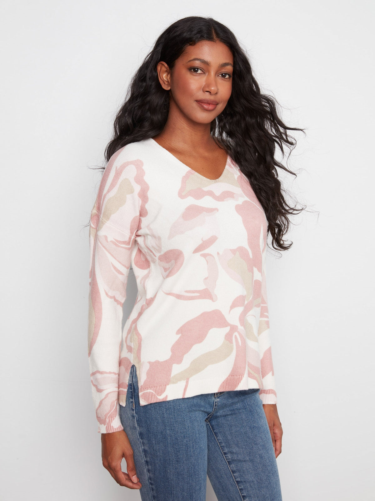 Printed Plush Knit V-Neck Sweater - Petaline