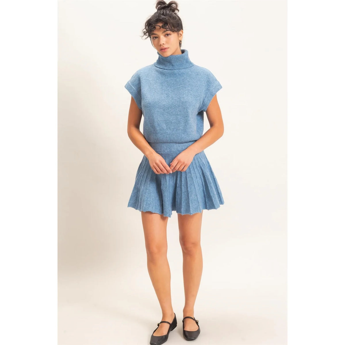 TURTLENECK CROP TOP & PLEATED SKIRT SET