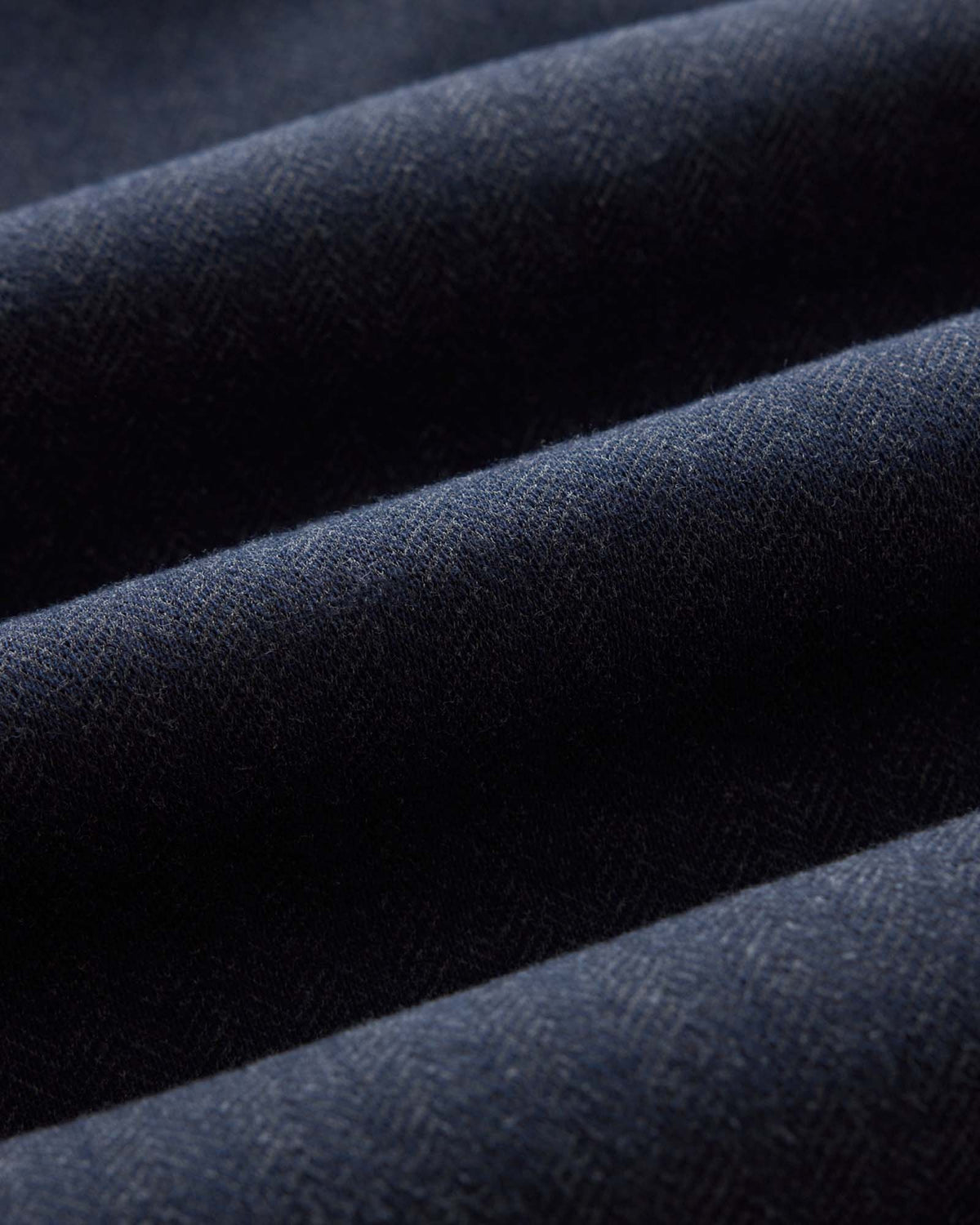 The North Shore Knit Shirt in Heather Navy
