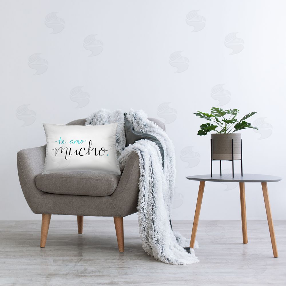 SD Graphics Studio | Te Amo Mucho Throw Pillow