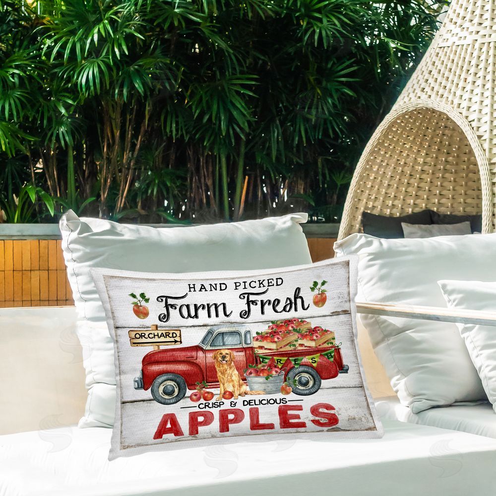 Creatif Belle | Farm Fresh Apples Truck