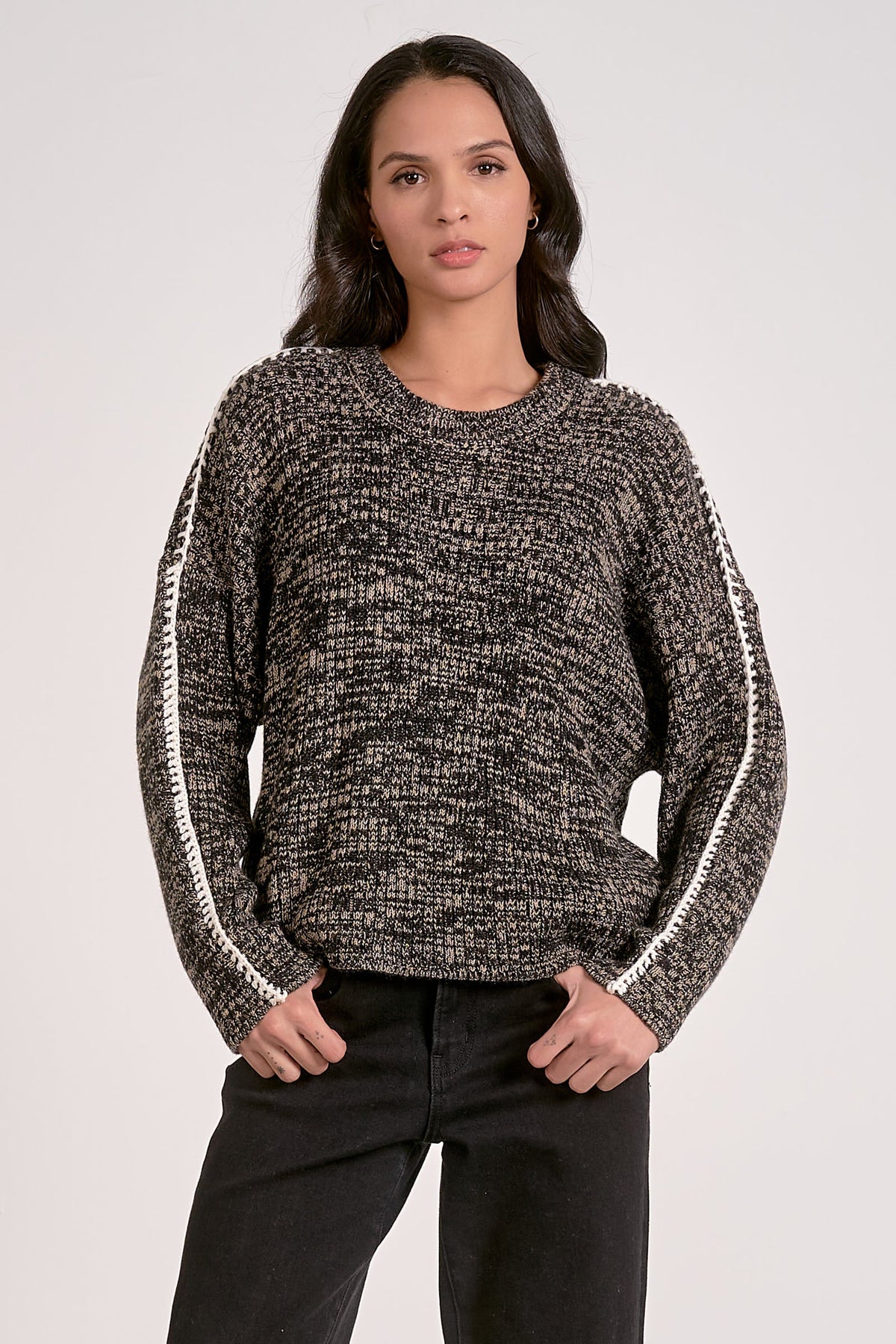 CREWNECK BLANKET SWEATER